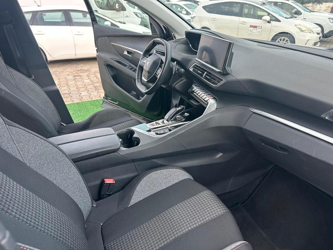 Peugeot 3008 BlueHDi 130 S&S Business