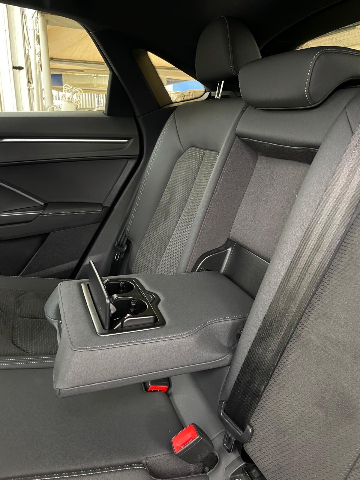 AUDI Q3 SPORTBACK S-LINE 2,0 DIESEL CAMBIO AUTOMATICO