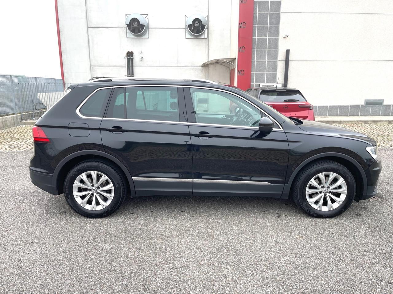 Volkswagen Tiguan 2.0 TDI SCR Business BlueMotion Technology