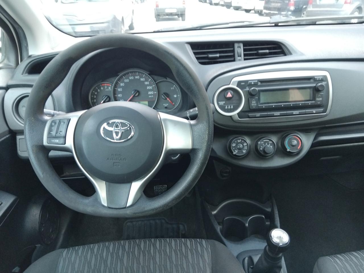 TOYOTA YARIS 1.0 KW51 GARANZIA 12 MESI NEOPATENTATI