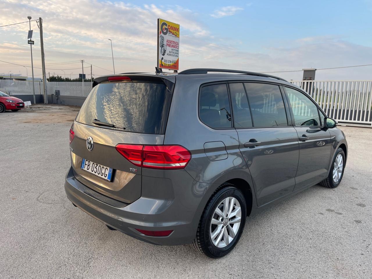 VOLKSWAGEN TOURAN 1.6 TDI 7POSTI FULL TETTO MY16