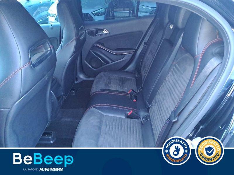 Mercedes-Benz GLA 200 D (CDI) PREMIUM 4MATIC AUTO