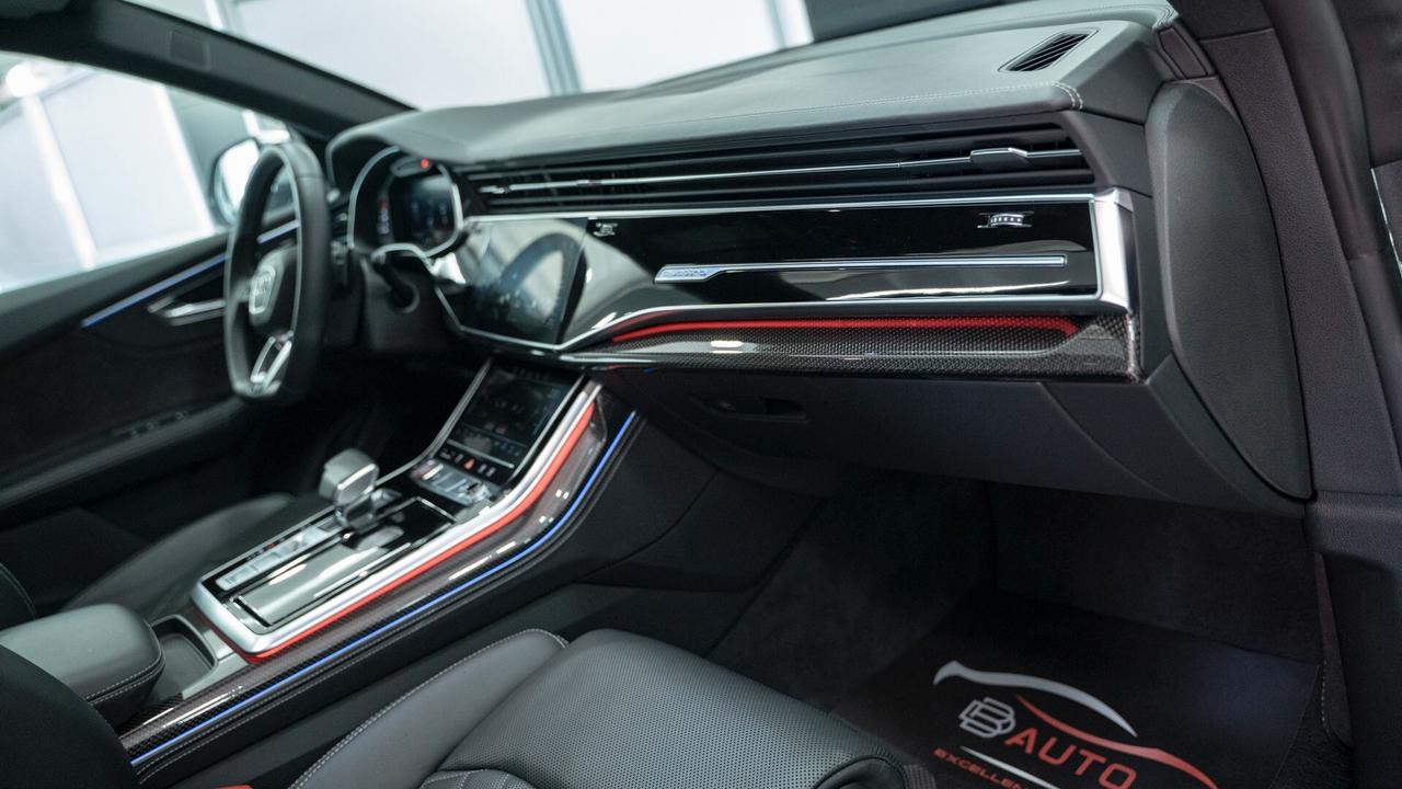 Audi SQ8 4.0 V8 TDI MHEV QUATTRO TETTO B&O CARBON PACK LUCI