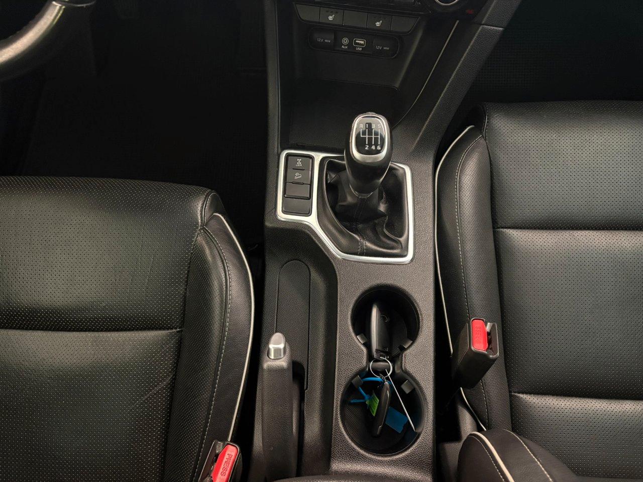 Kia Sportage 2.0 crdi Rebel Techno Pack awd 136cv