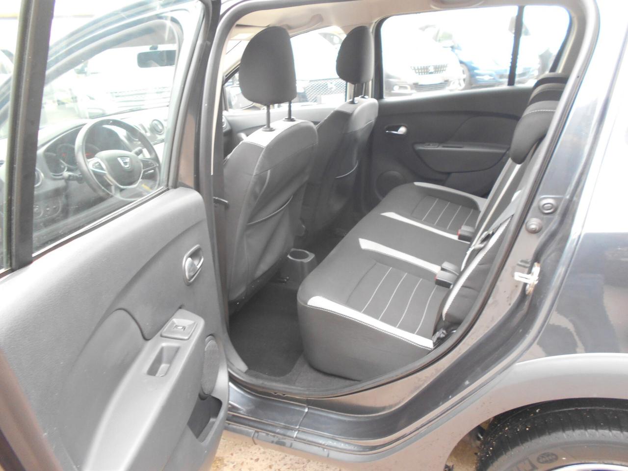 Dacia Sandero 1.5 dCi 8V 90 CV S&S Easy-R Serie Speciale Brave