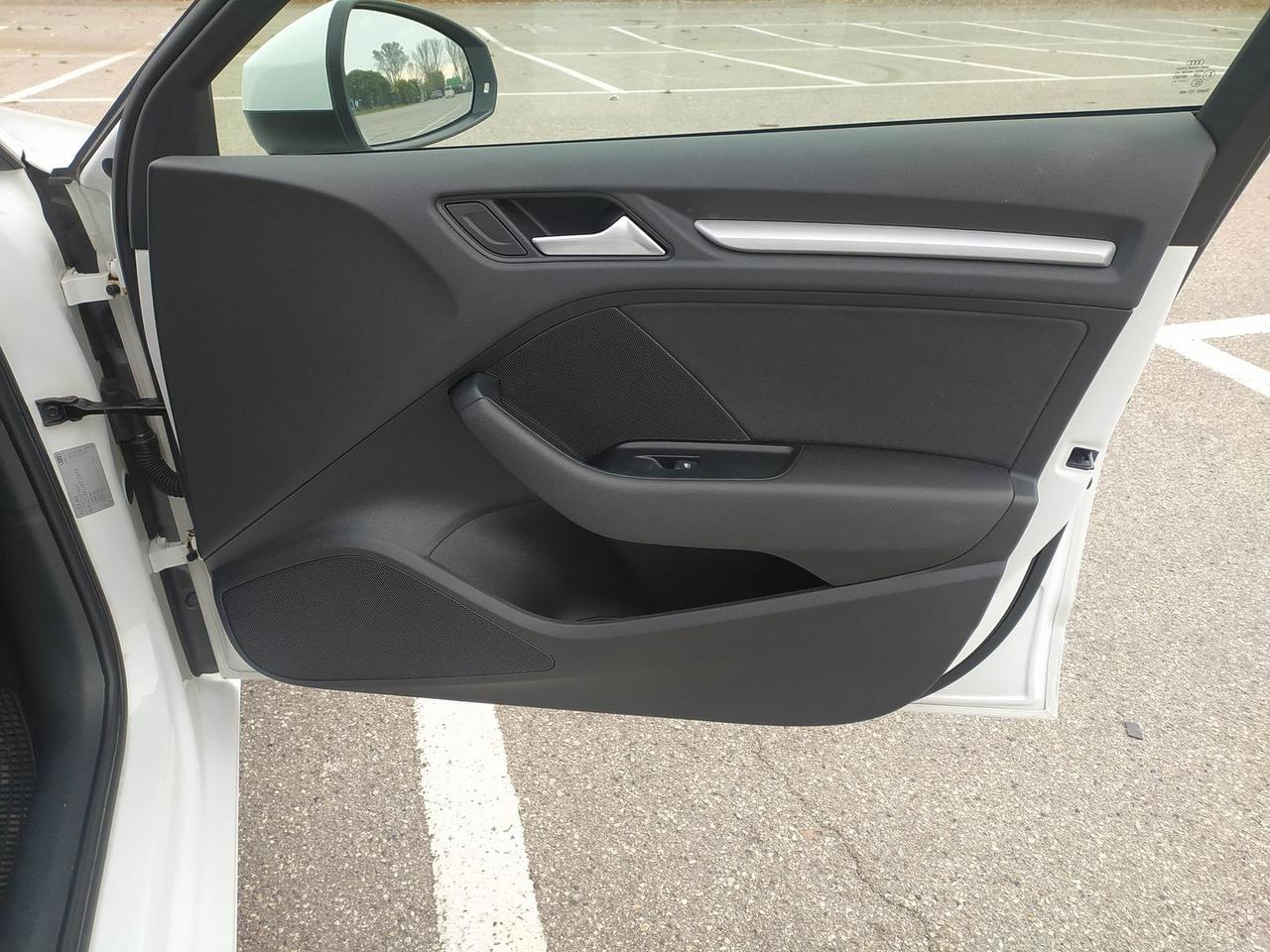 Audi A3 Business Line 2.0 35 TDI #7770