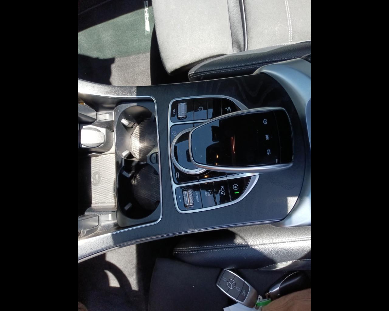 Mercedes-Benz Classe C-A205 2018 Cabrio - C Cabrio 220 d Premium auto