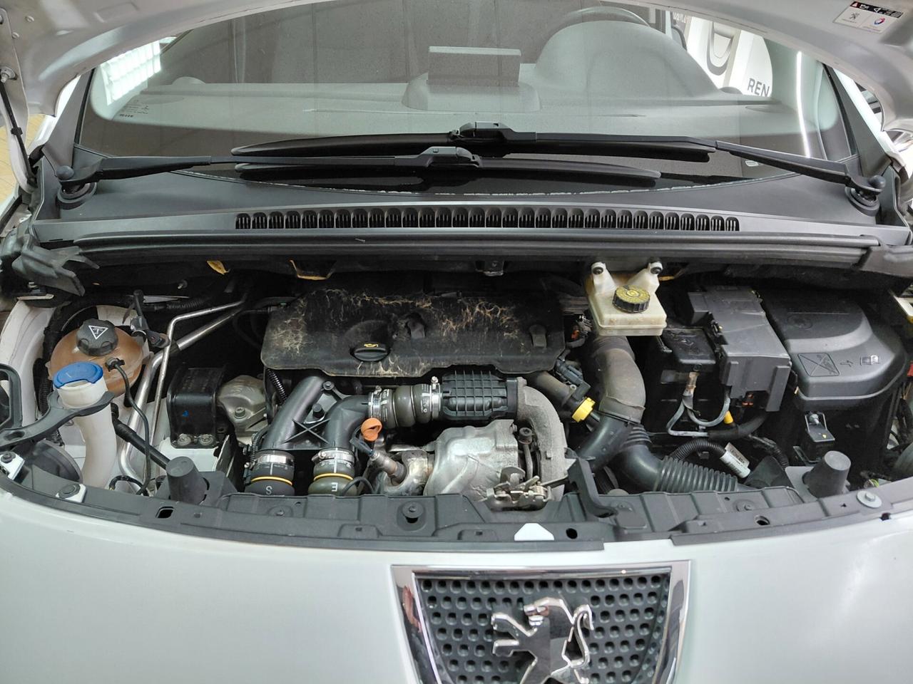 Peugeot 3008 1.6 HDi 115CV anno 2013