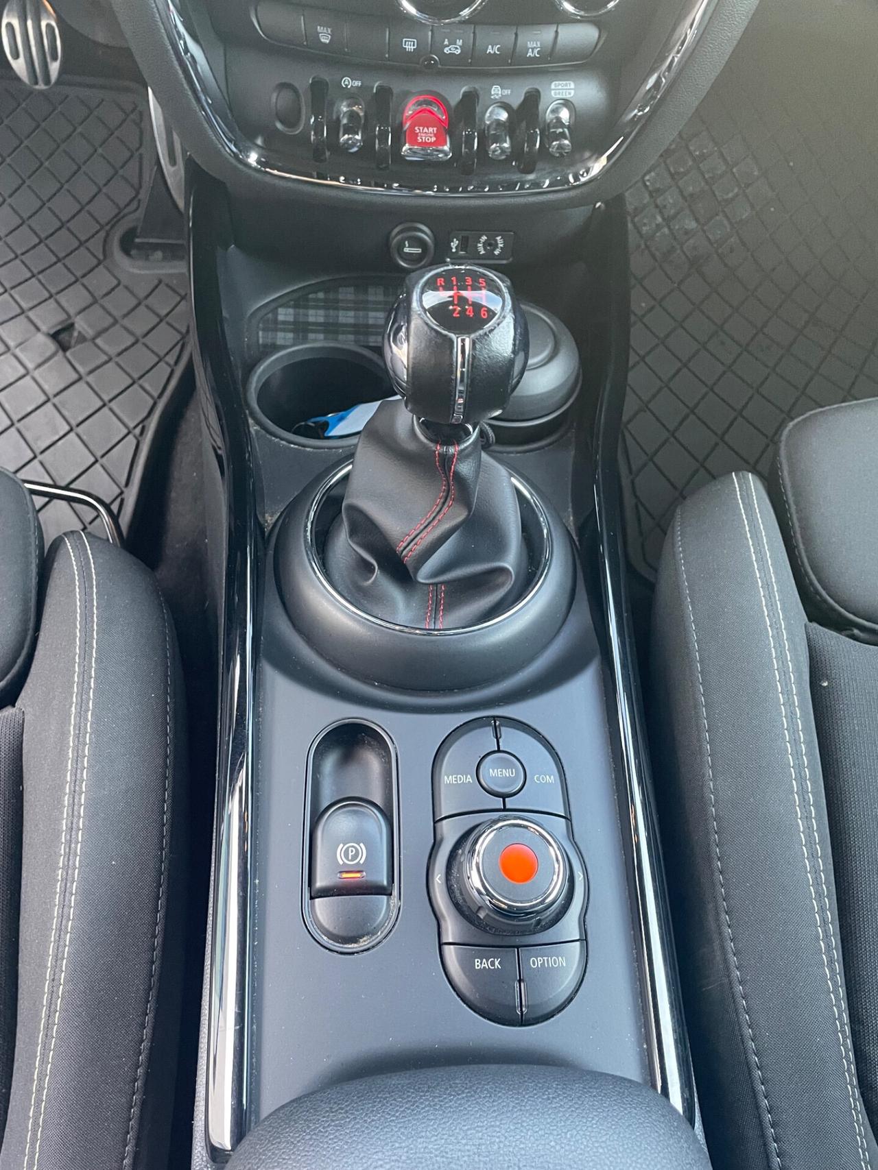 Mini Cooper Clubman 1.5 JCW*Neopatentati*Solo 67000km*