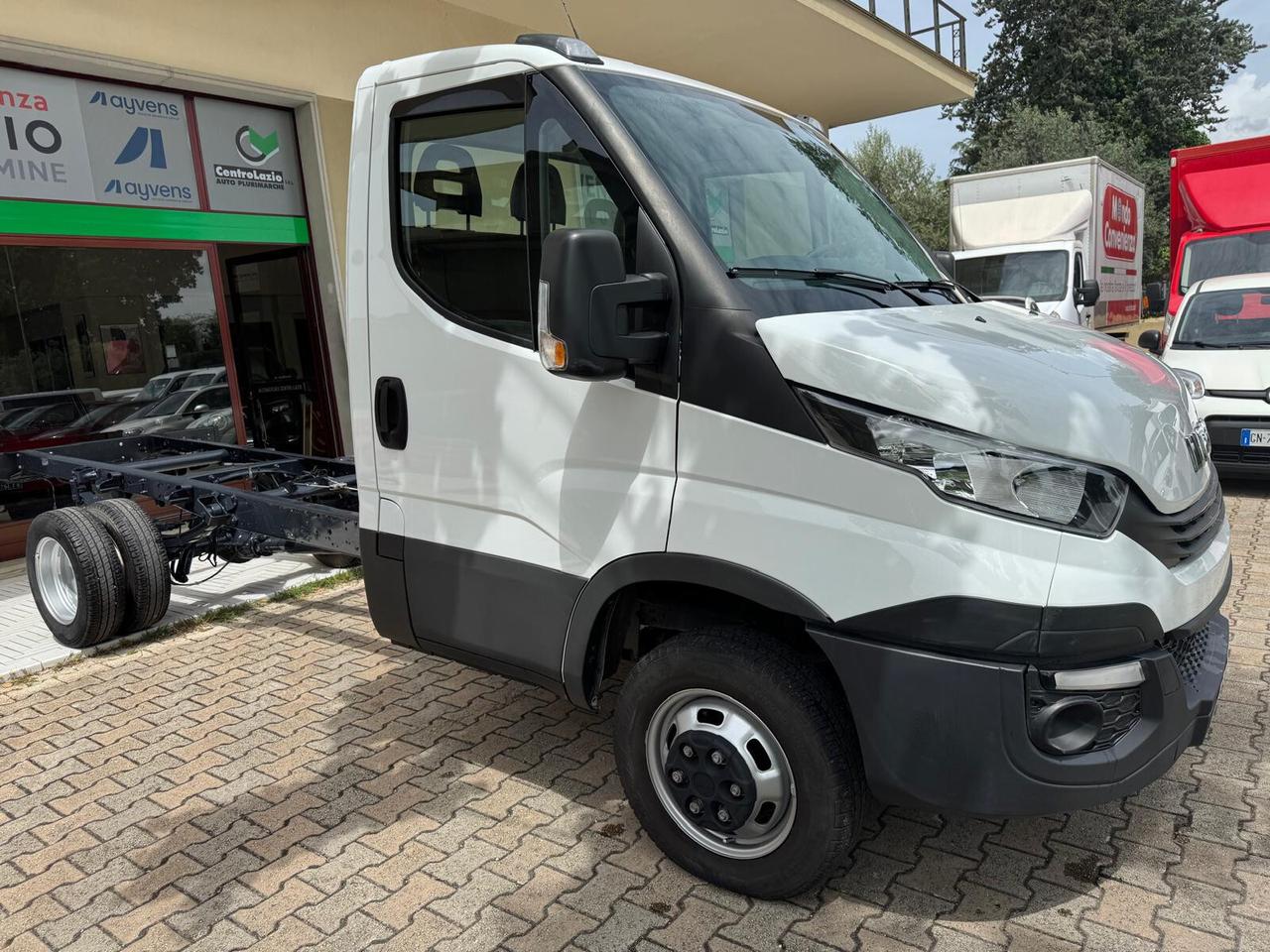 Iveco DAILY 35C16 L.3750 Quad-Tor RG Cabinato 2 RUOTA GEMELLARE