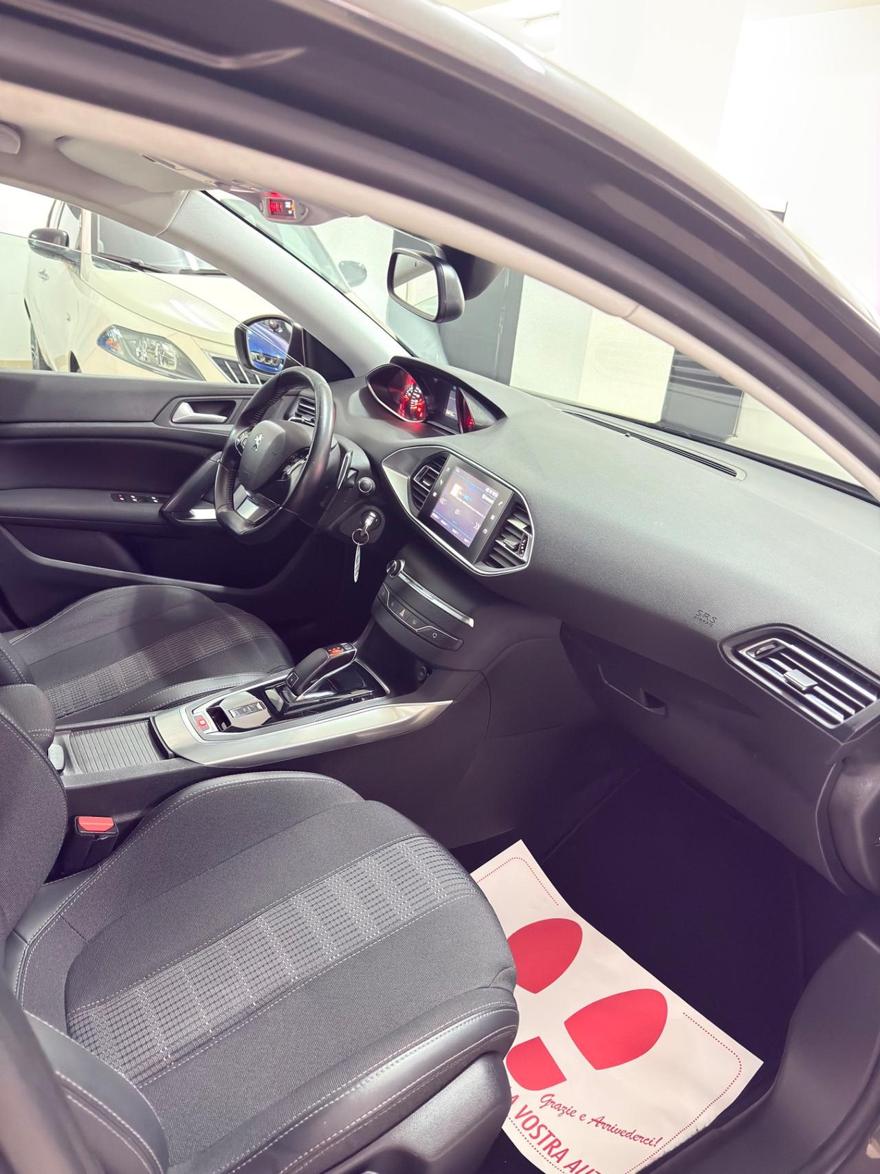 Peugeot 308 BlueHDi 120 S&S EAT6 SW Allure