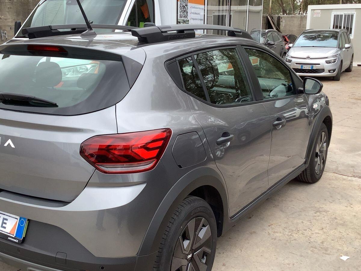 AUTO IN ARRIVO Dacia Sandero Stepway 1.0 TCe ECO-G Essential