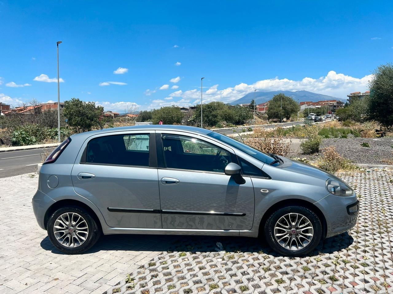 Fiat Punto Evo 1.3mljt COME NUOVA CHIAMA 2009