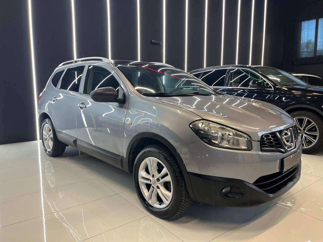 Nissan Qashqai 2.0 dCi DPF Tekna 7 POSTI TETTO