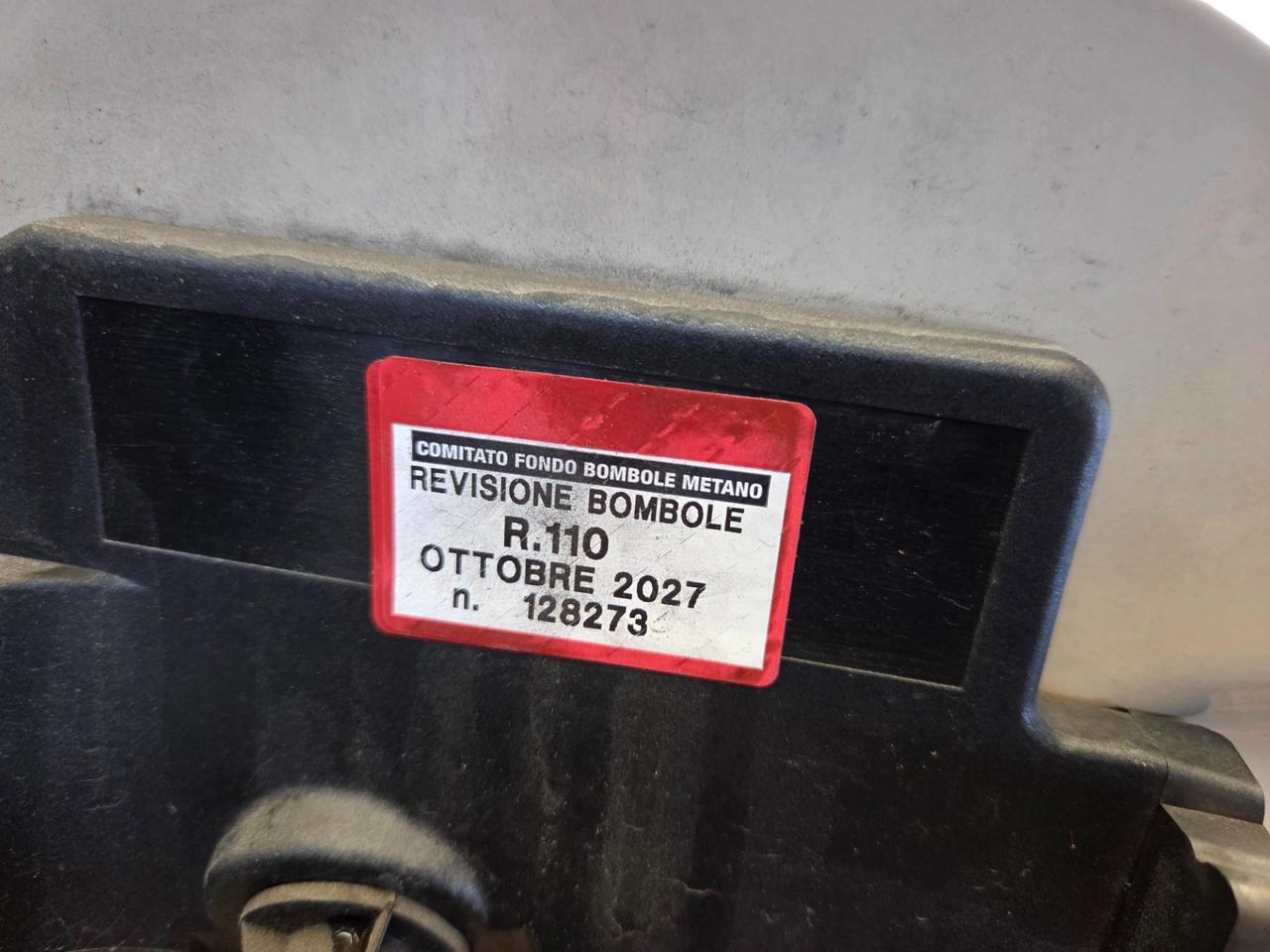 Fiat 500 L 500L 0.9 t.air t. natural power Lounge 80cv