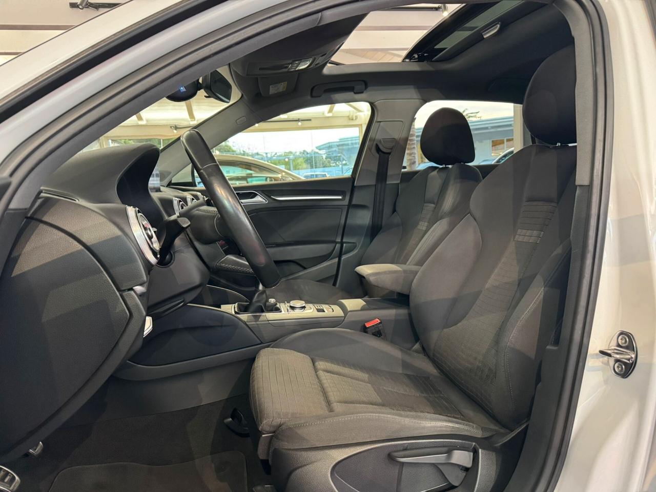 Audi A3 1.6 TDI 116 CV TETTO*CAMERA