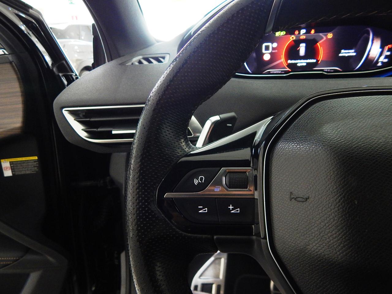 Peugeot 5008 1.5 bluehdi GT Pack 7 Posti EAT8 TETTO-NAVI-PELLE-PARK