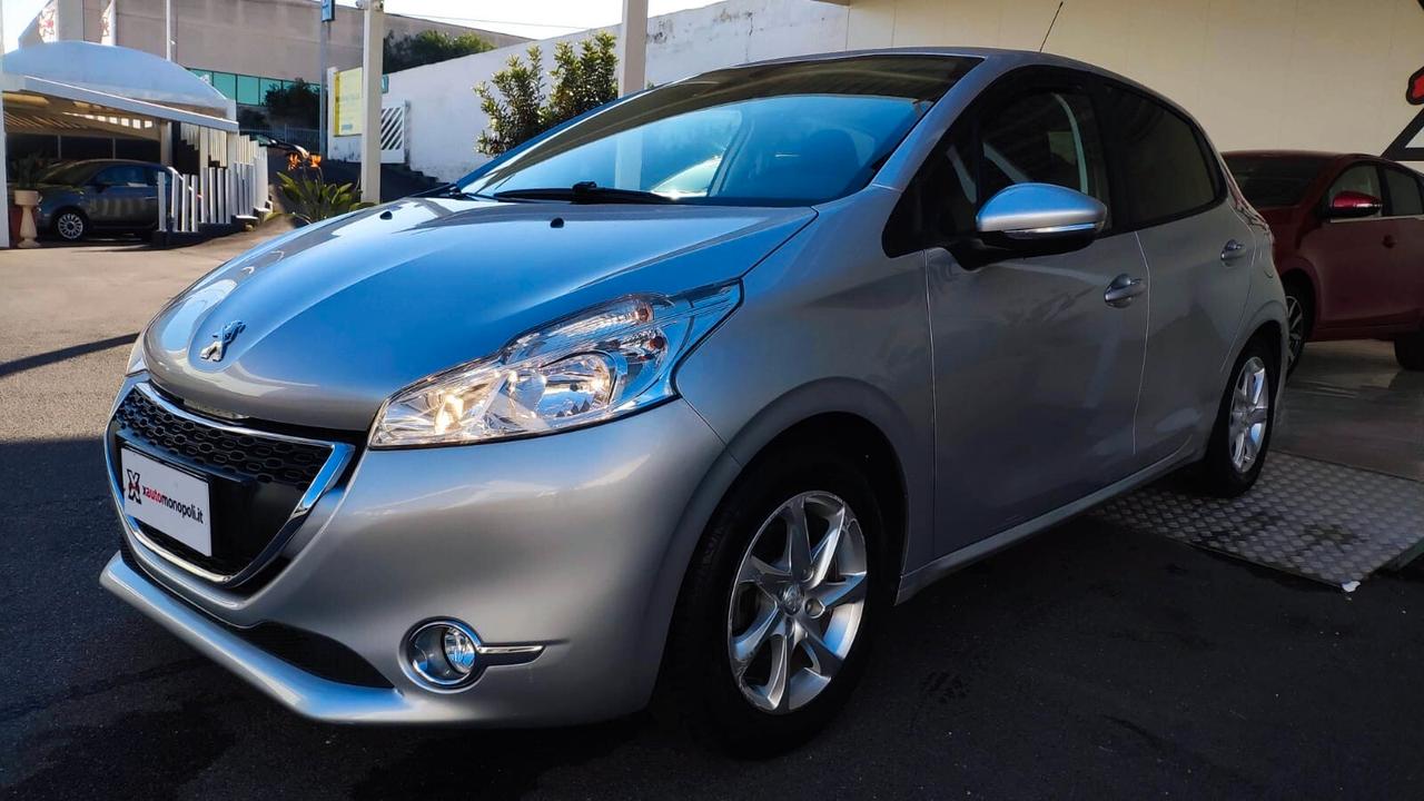 Peugeot 208 1.4 Diesel 68 CV 5P