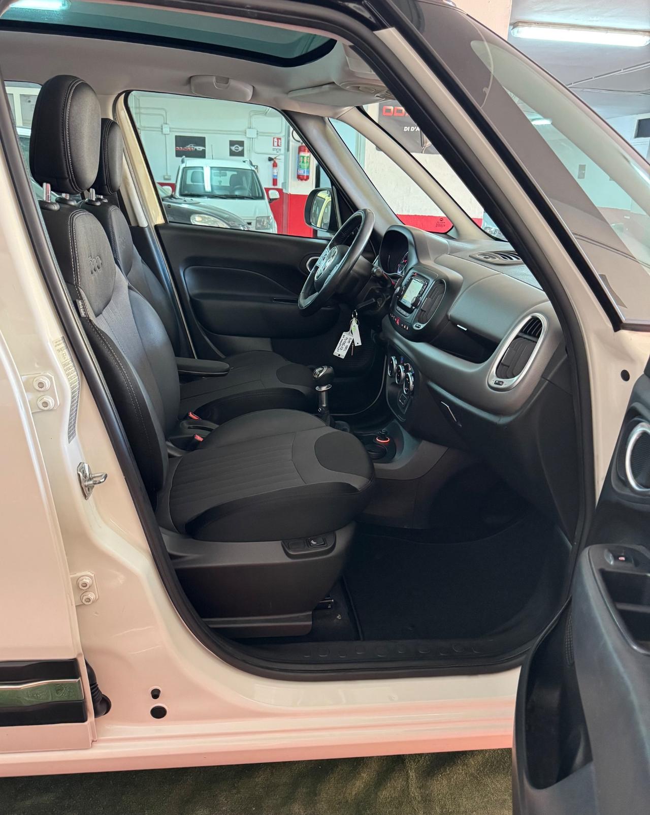 FIAT 500 L, 90000 CHILOMETRI, 2016,TETTO PELLE NAVIGATORE