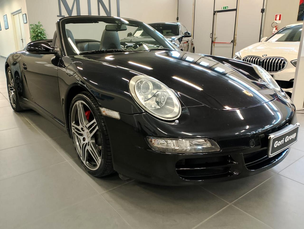 Porsche 911 CARRERA 4S CABRIO