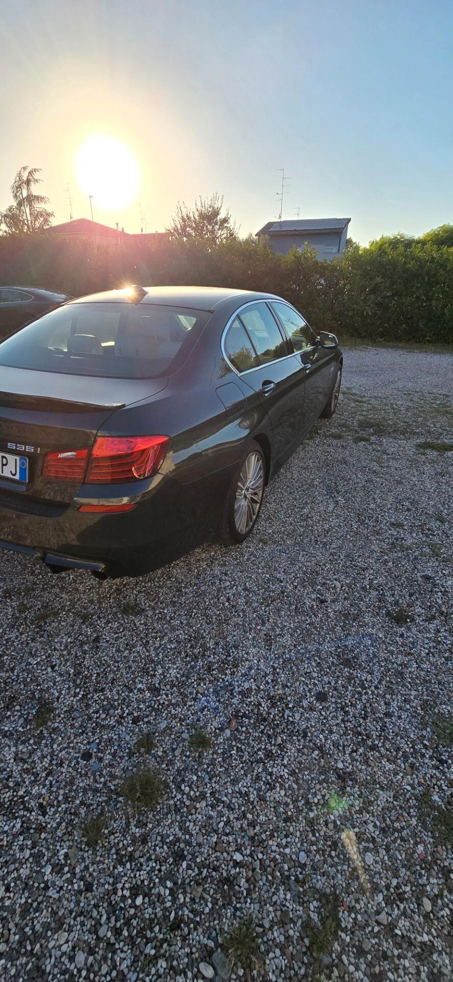 Bmw 535 535i xDrive Luxury