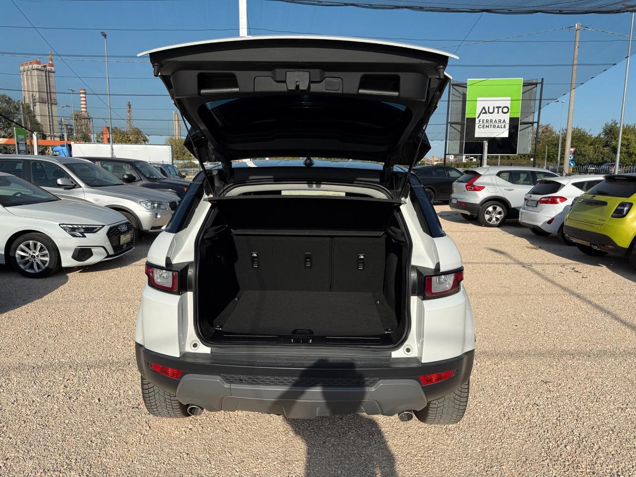 Land Rover Range Evoque 2.0 eD4 5p. SE Dynamic