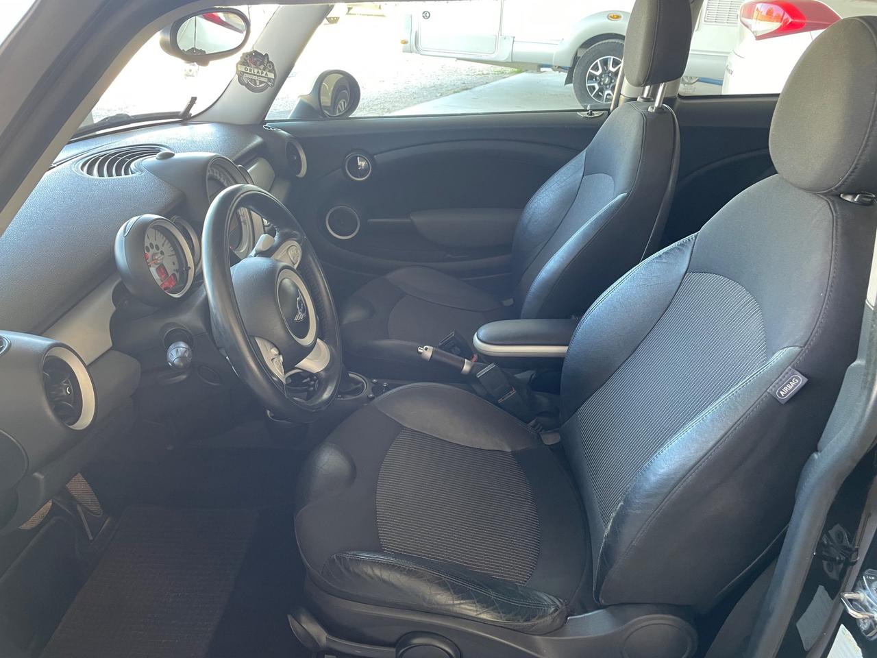 Mini 1.6 16V Cooper D Chili