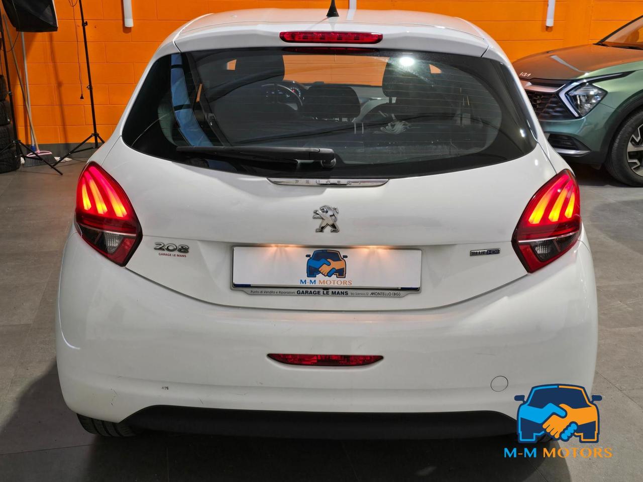 Peugeot 208 5 Porte 208 5p 1.6 bluehdi Active 75cv