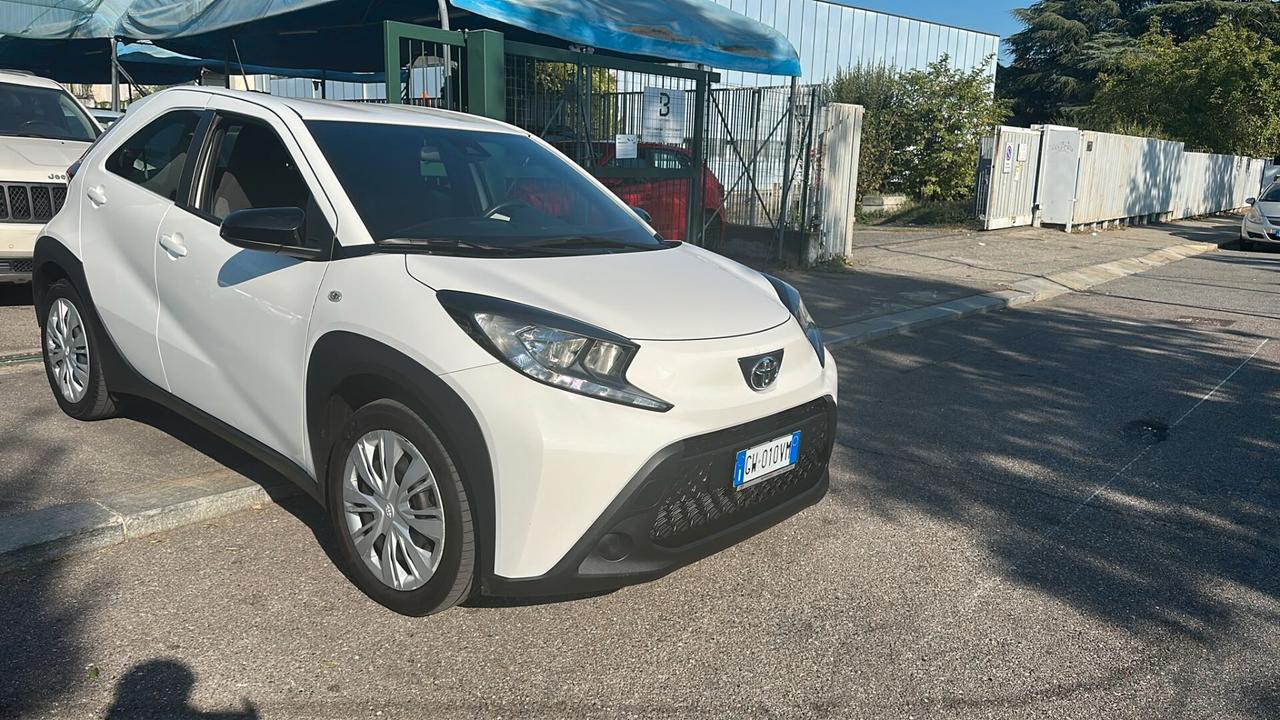 Toyota Aygo X 1.0 VVT-i 72 CV 5 porte Lounge Air
