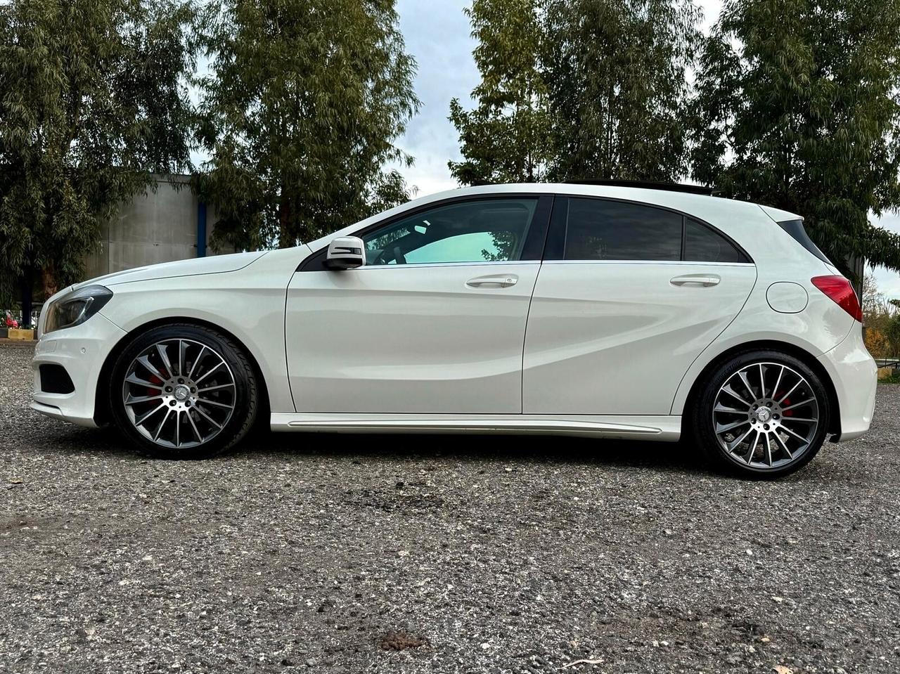 MERCEDES- BENZ A 180 CDI PREMIUM