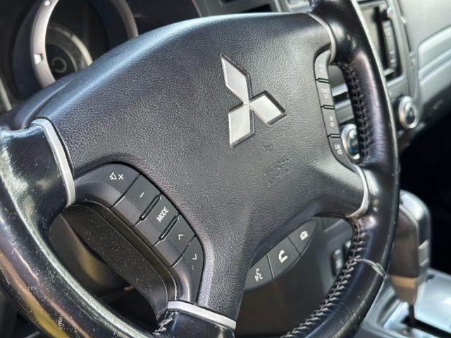 MITSUBISHI Pajero 3.2 DI-D 16V aut. 3p. Instyle DPF