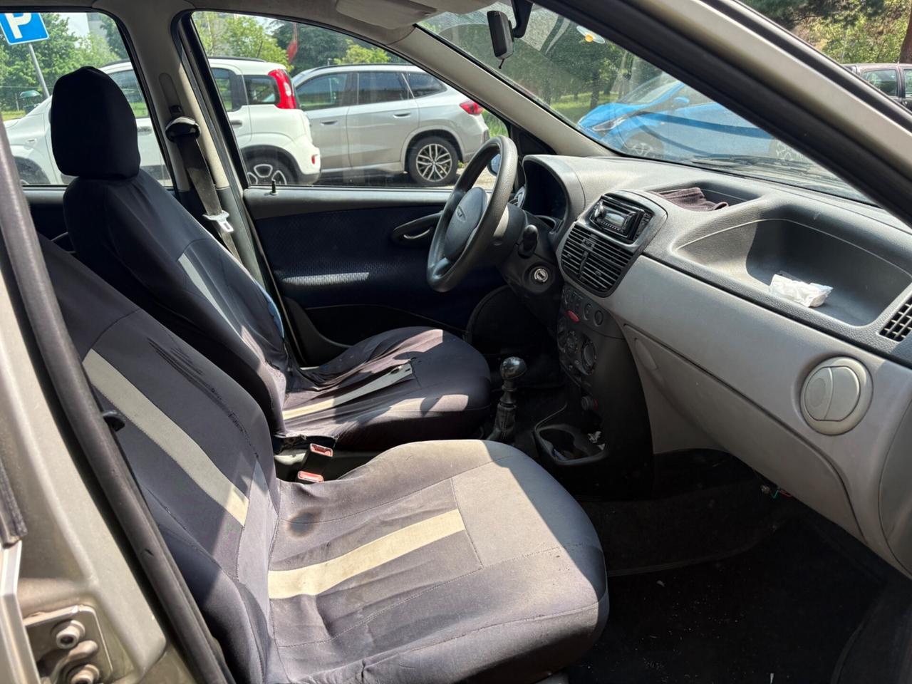 Fiat Punto 1.2i cat 5 porte EL