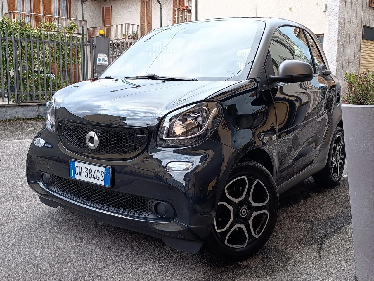 Smart ForTwo 90 0.9 Turbo twinamic Passion Nero e Opaco Navi full