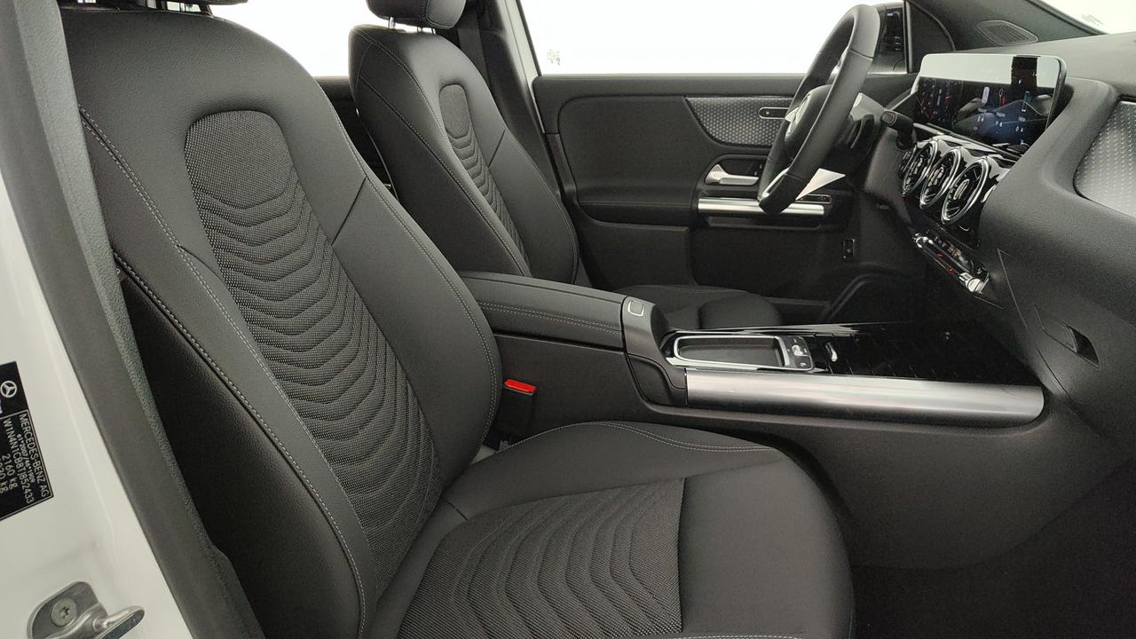 Mercedes-Benz GLA 200 d automatic