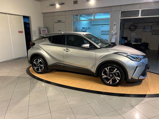 TOYOTA C-HR 1.8 Hybrid E-CVT Trend