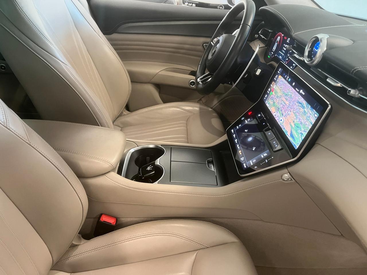 Maserati Grecale MHEV 300 CV AWD GT