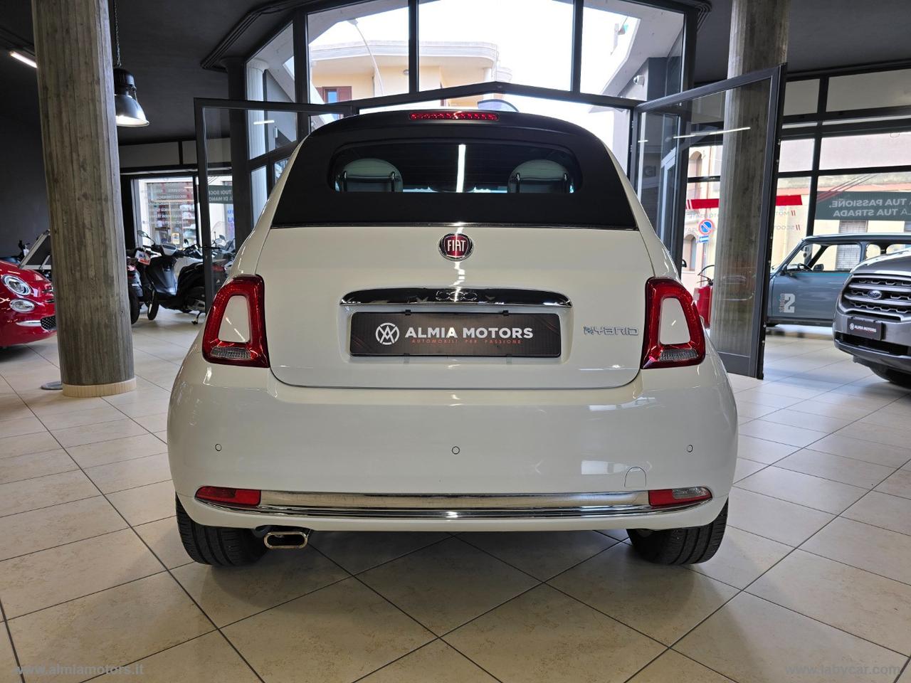 FIAT 500 C 1.0 Hybrid Dolcevita