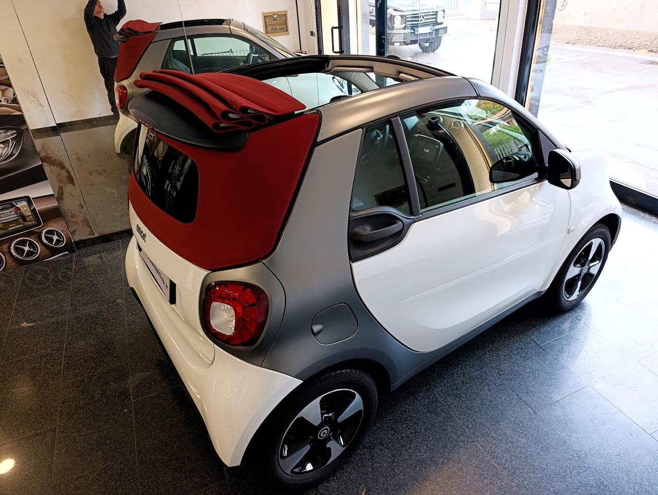 Smart ForTwo 70 1.0 twinamic cabrio Perfect capote Rossa