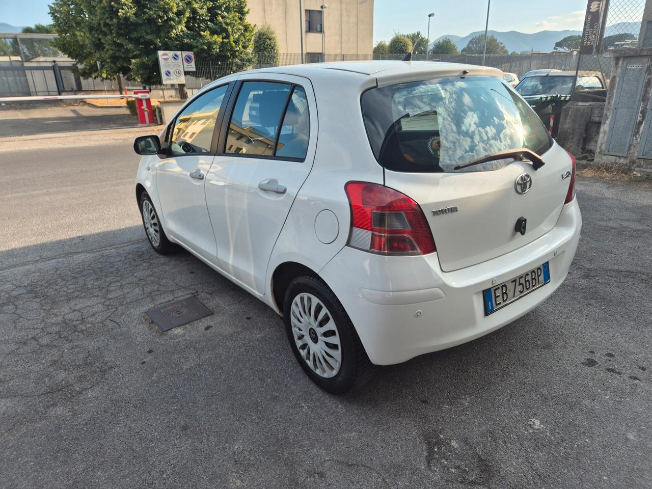 Toyota Yaris 1.4 D-4D DPF 5 porte Sol