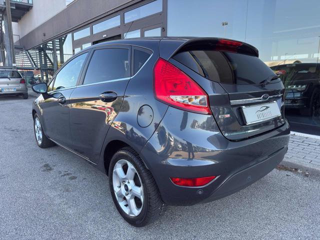 FORD Fiesta 1.6 TDCi 95 CV 5p. Titanium