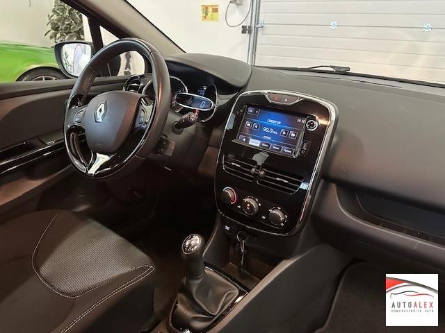 RENAULT - Clio 5p 1.2 Wave 75cv