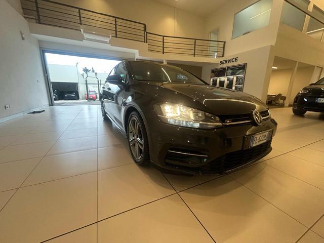 VOLKSWAGEN Golf 1.6 TDI 115 CV DSG 5p. Sport BlueMotion R-Line