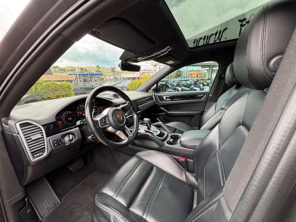 Porsche Cayenne Coupé 3.0 V6 2020 / KM 140.000 Anticipo 17.000 Euro per noleggio no scoring