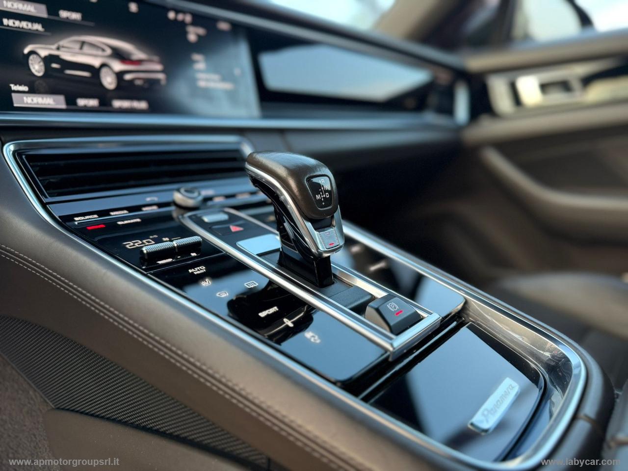 PORSCHE Panamera 4 PACK TECHART