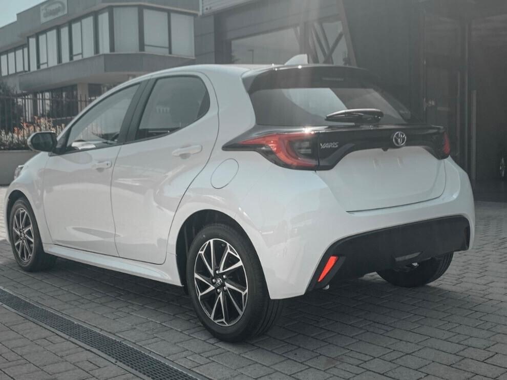 PRONTA CONSEGNA!! Toyota Yaris 1.5 FULL-Hybrid 5 porte AUTOMATICA