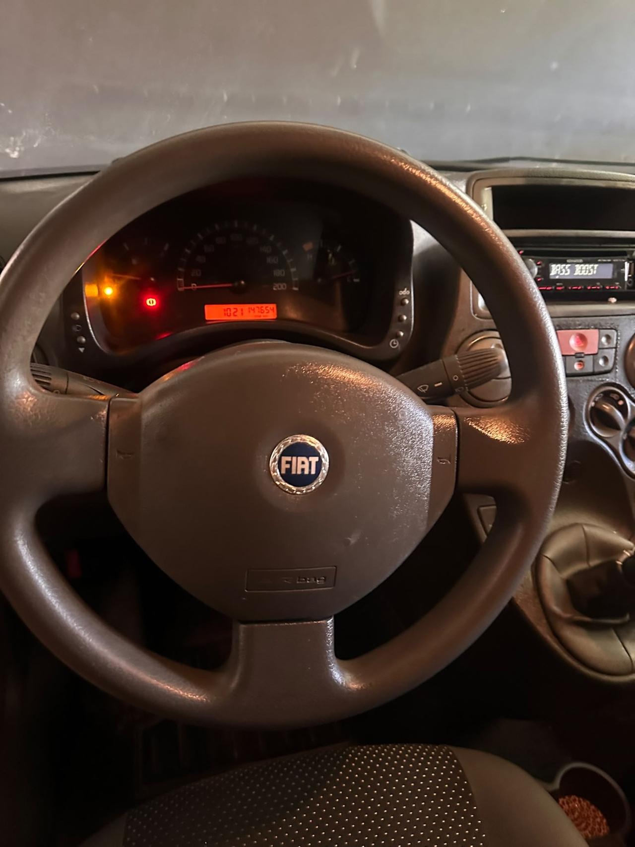 Fiat Panda 1.1 Active 54CV Ok x Neopatentati