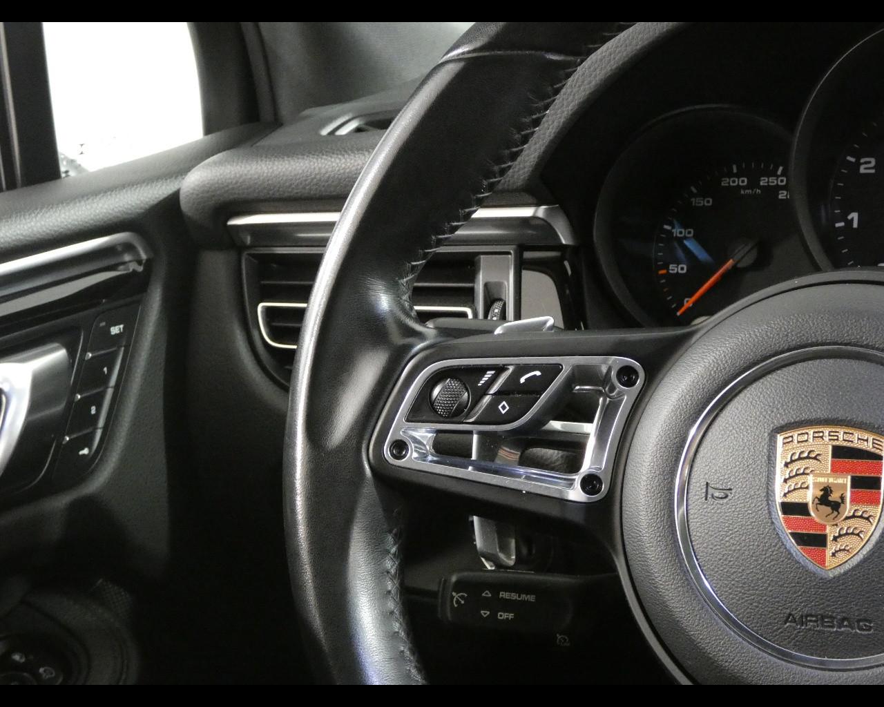 PORSCHE Macan - 2.0
