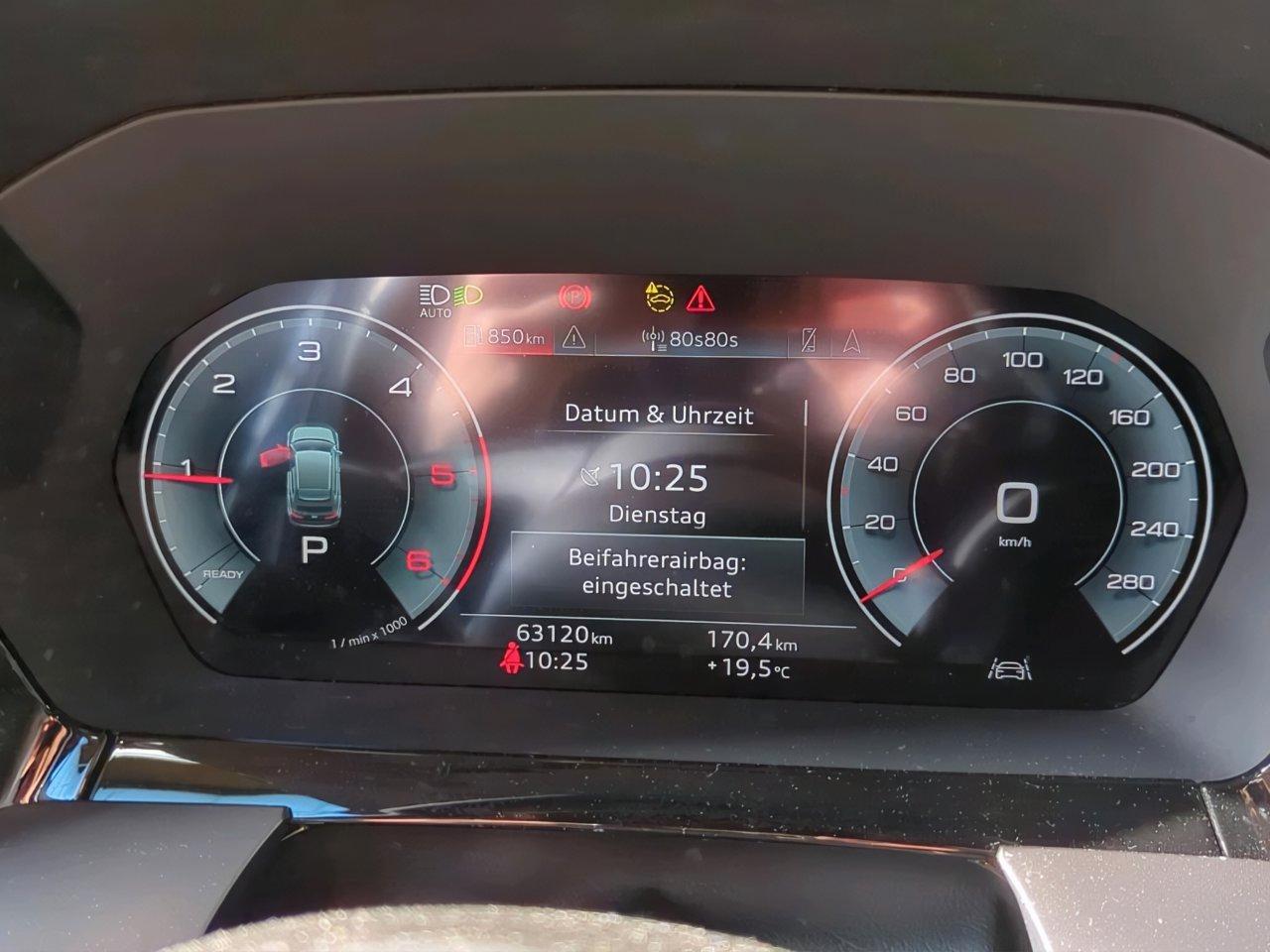 Audi A3 Sportback 2.0 tdi S line edition 150cv s-tronic