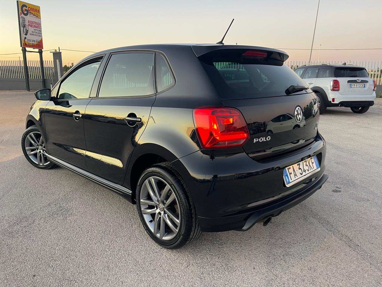 VOLKSWAGEN POLO 1.2 TSI DSG RLINE 5P FULL MY16