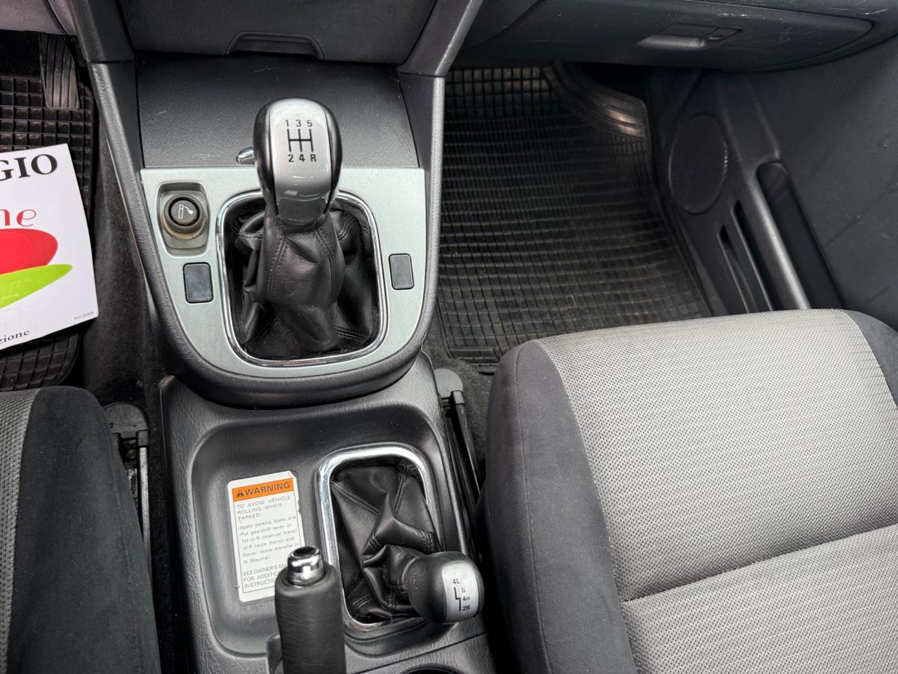 Suzuki Grand Vitara con carrello autocarro GPL
